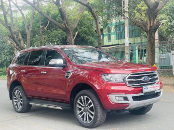 Ford Everest 2.0L Titanium 4x2 2019. Màu đỏ. Biển Tp.HCM