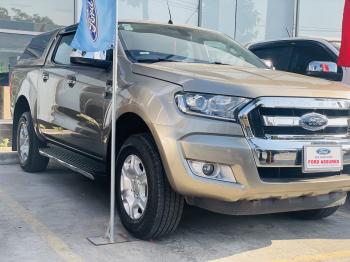 Ford Ranger XLT 4x4 AT 2017. Màu Ghi vàng. Biển Tp.HCM