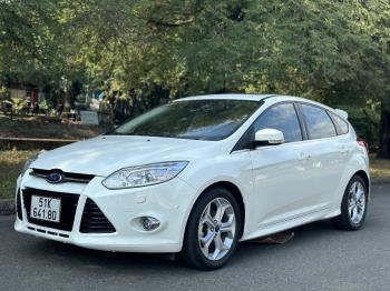 Ford Focus 2.0L Titanium 5D 2013. Màu Trắng. Biển Tp.HCMz4314654563462_2985964568a197af36916a19a4a7b4fd